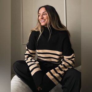 NWT! NA-KD Round Neck Striped Knitted Sweater
